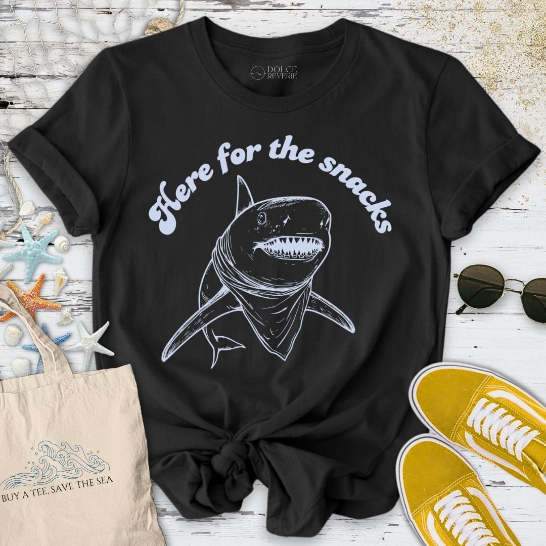 Here For The Snacks T-Shirt Black / S