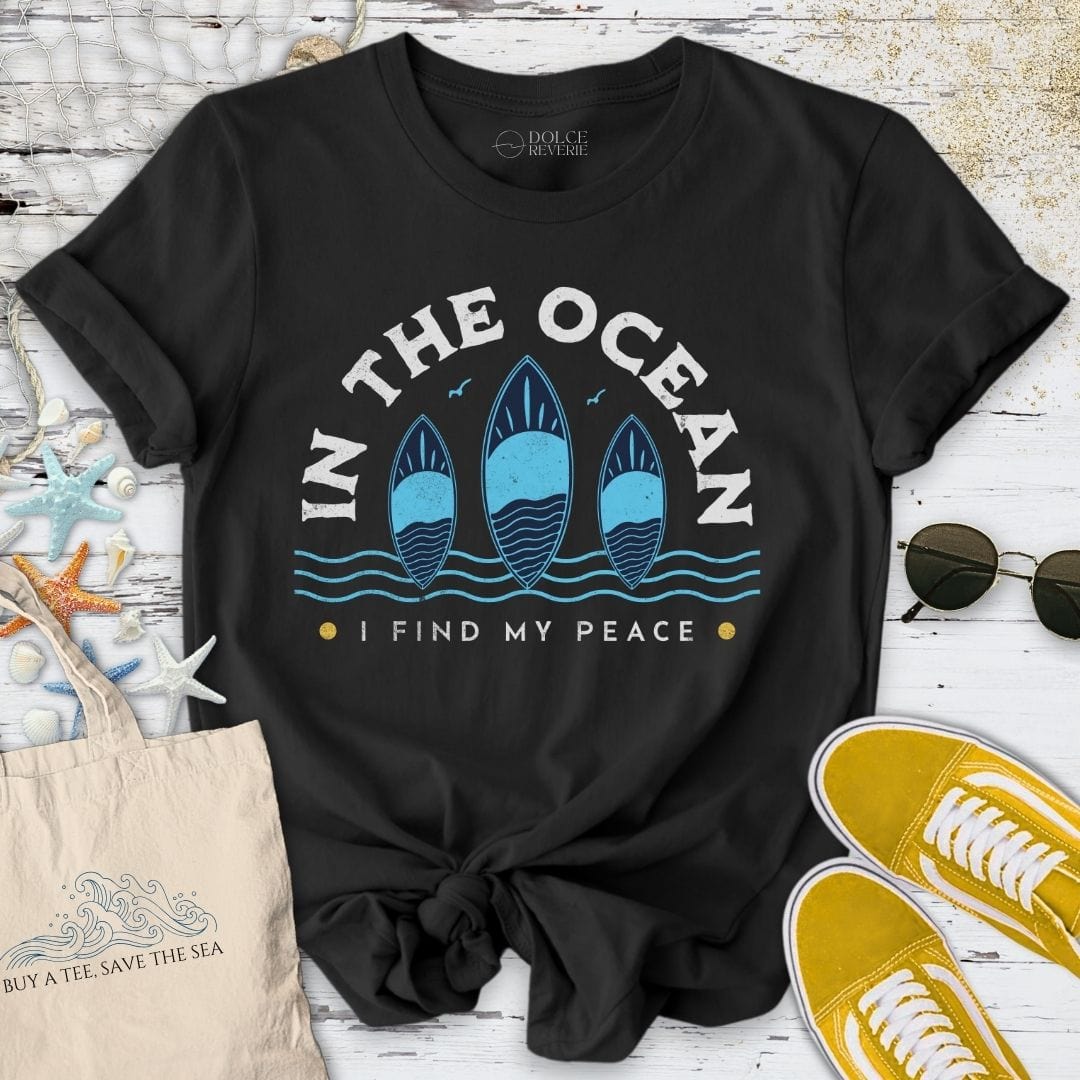 In The Ocean I Find My Peace T-Shirt Black / S