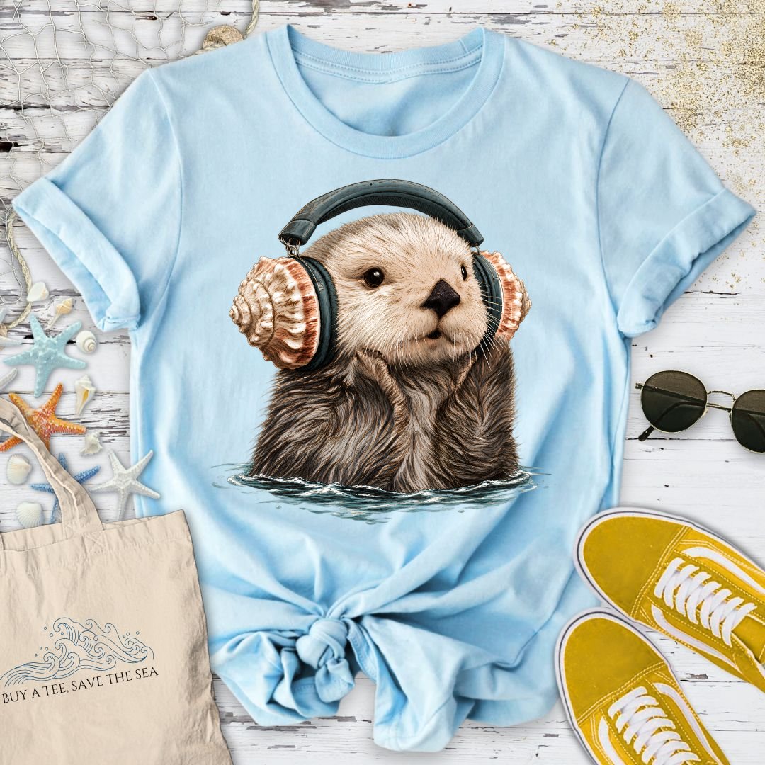 Music Otter T-Shirt in Light Blue - Dolce Reverie