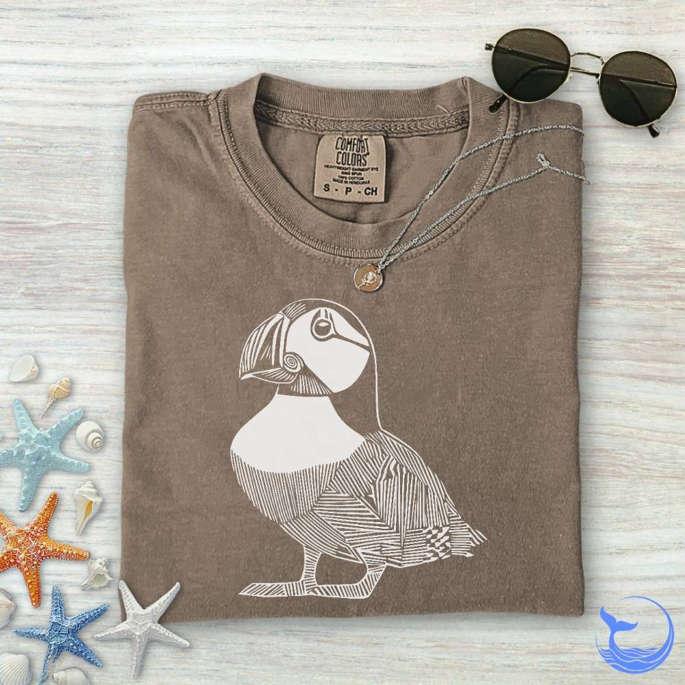 Puffin Line Art Comfort Colors T-Shirt