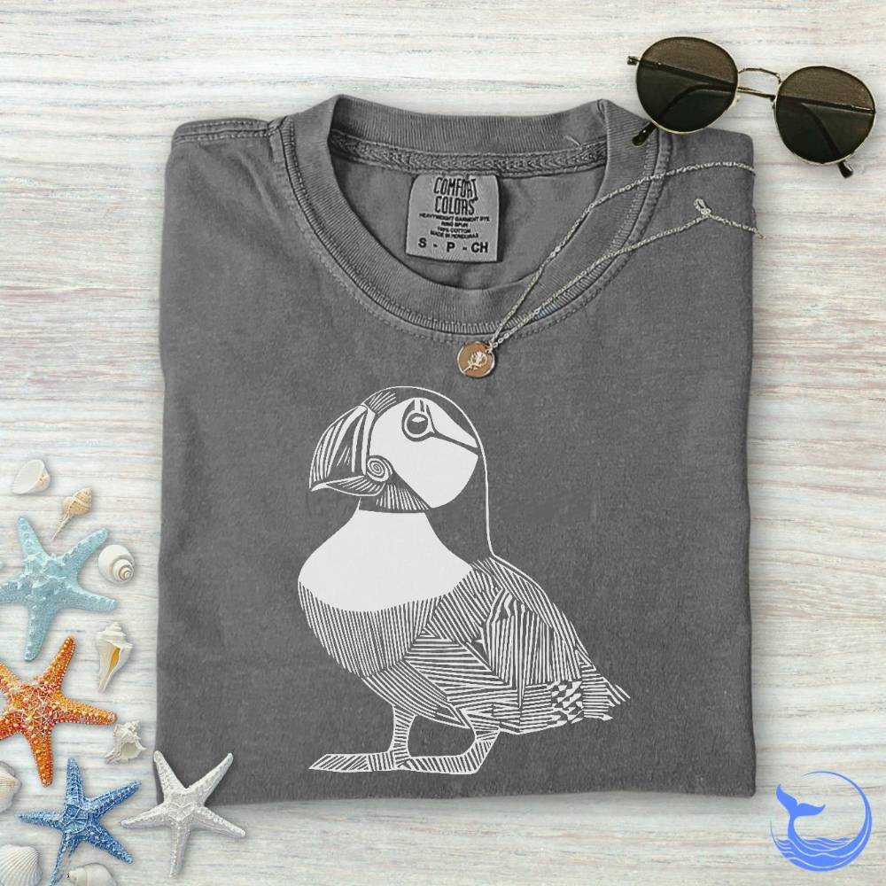 Puffin Line Art Comfort Colors T-Shirt