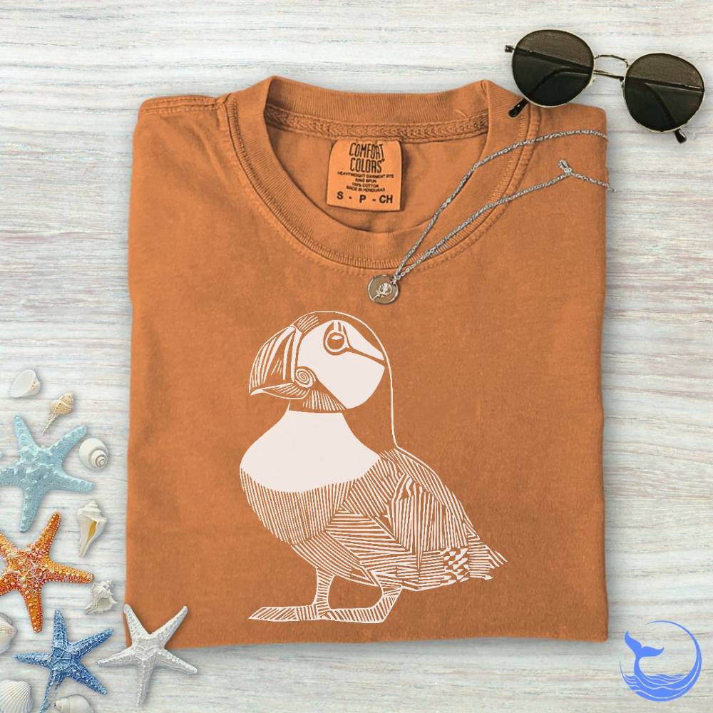 Puffin Line Art Comfort Colors T-Shirt