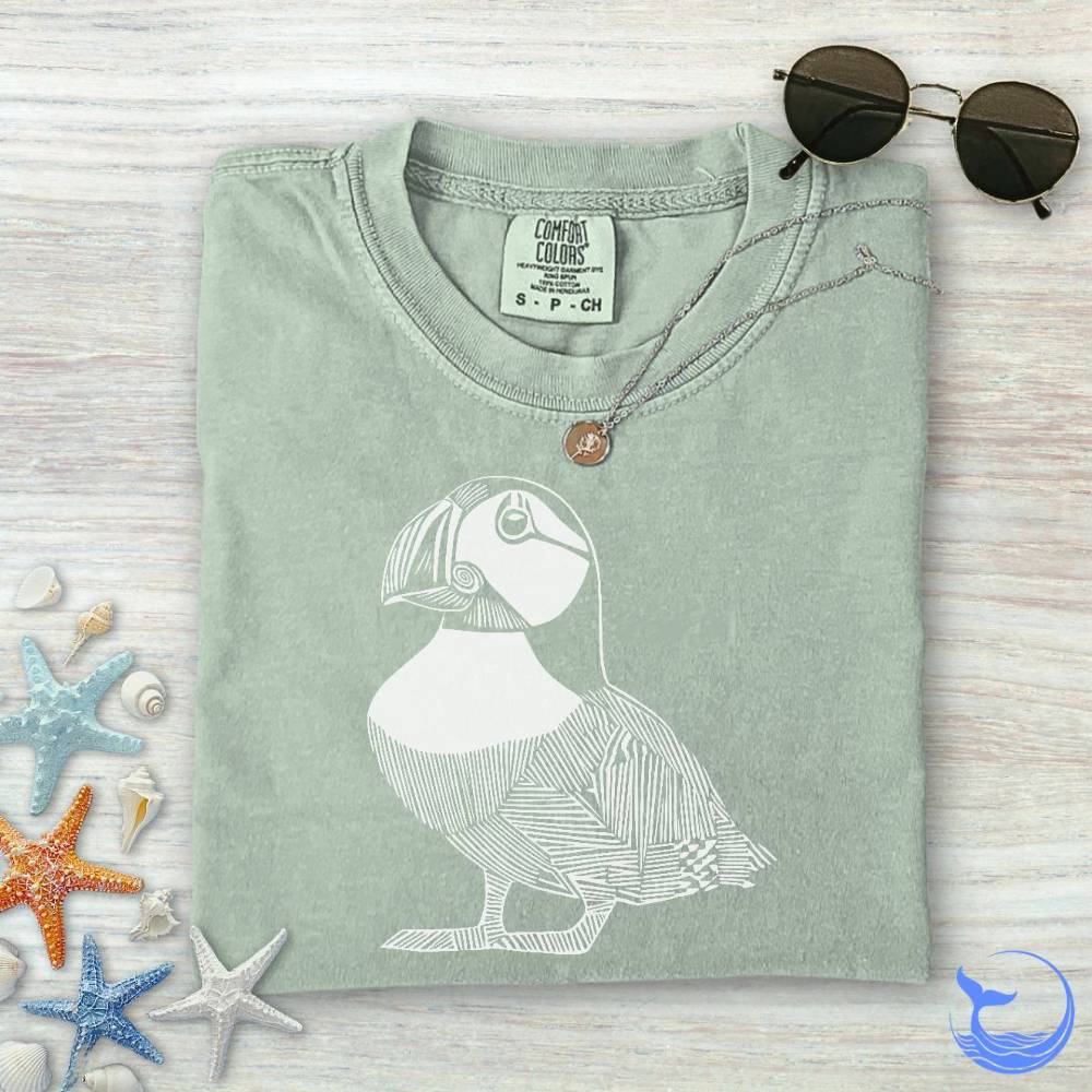 Puffin Line Art Comfort Colors T-Shirt