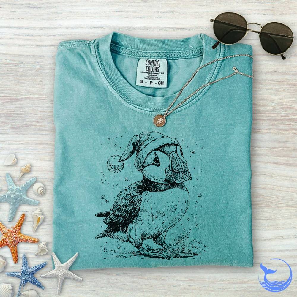 Christmas Puffin, Comfort Colors T-Shirt