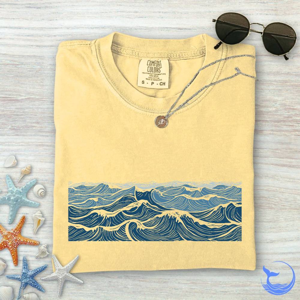 Wave Lines Comfort Colors T-Shirt