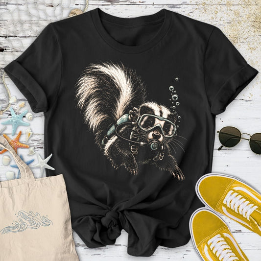 Scuba Diver Skunk T-Shirt in Black - Dolce Reverie