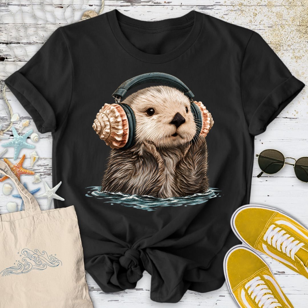 Music Otter T-Shirt in Black - Dolce Reverie