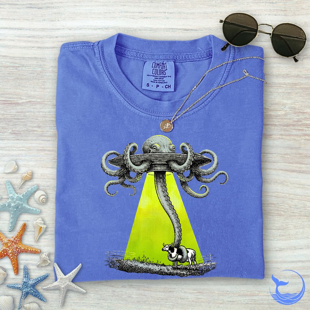 Alien Octopus Comfort Colors T-Shirt