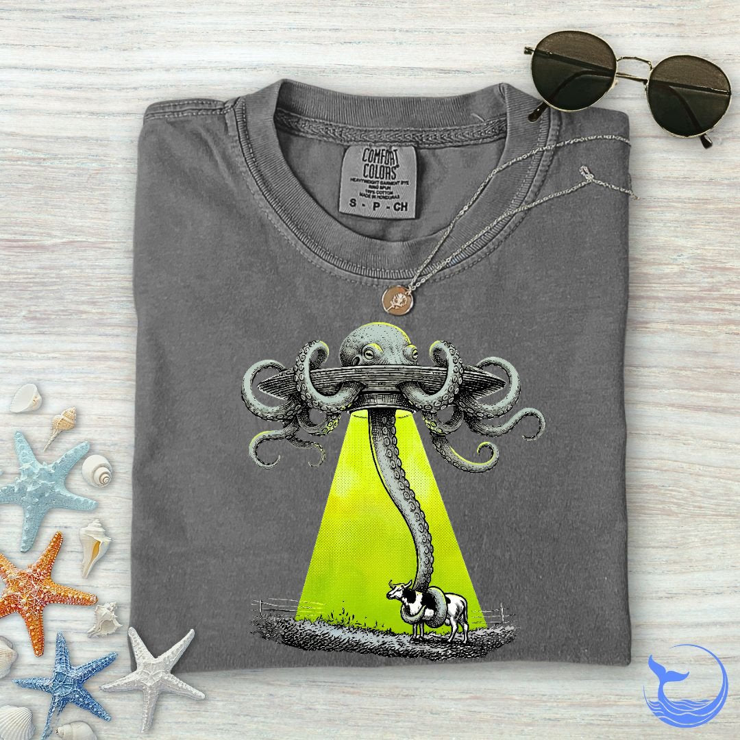 Alien Octopus Comfort Colors T-Shirt