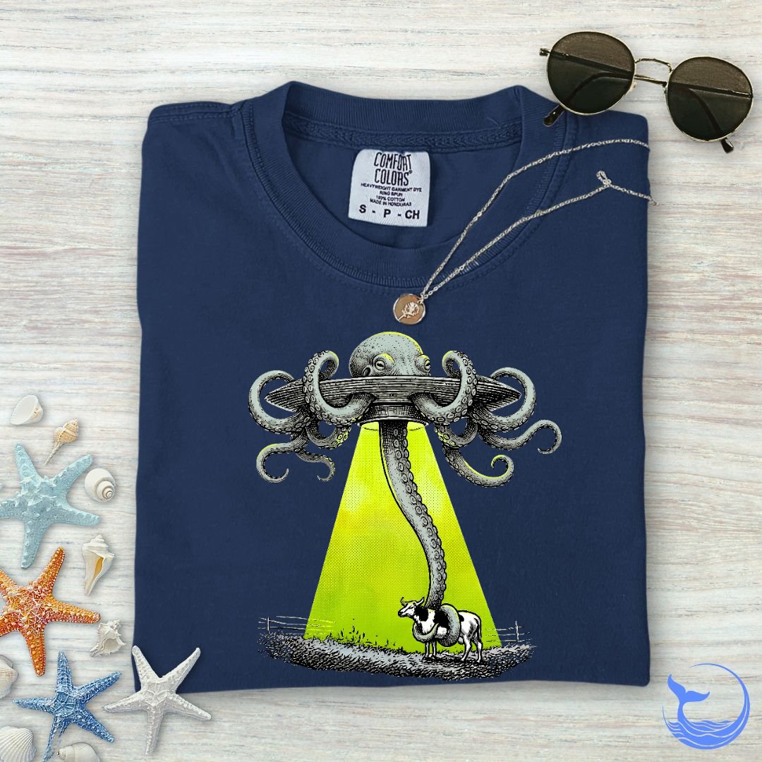Alien Octopus Comfort Colors T-Shirt