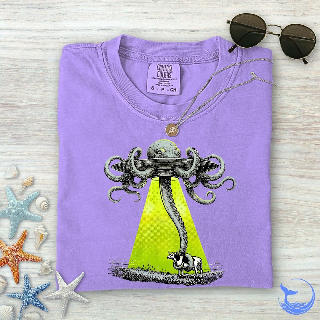 Alien Octopus Comfort Colors T-Shirt
