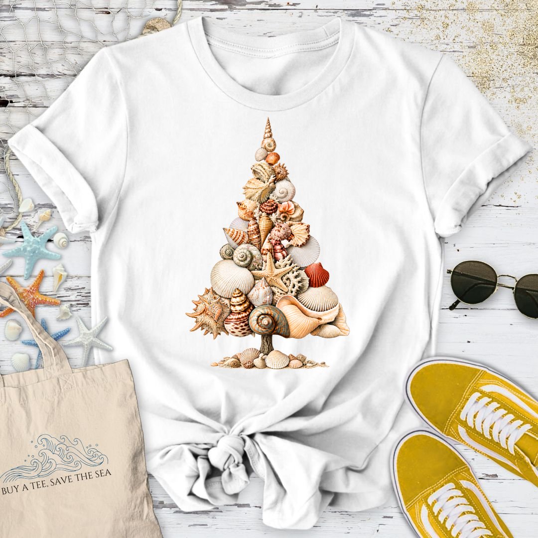Seashell Holiday Tree T-Shirt in White - Dolce Reverie